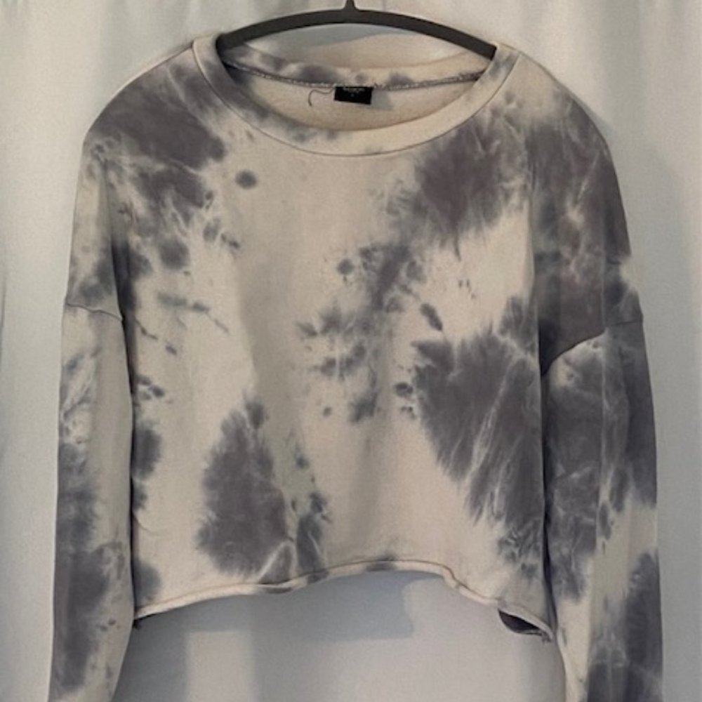 blanc clothing Tie dyed sweater, size large, cropped